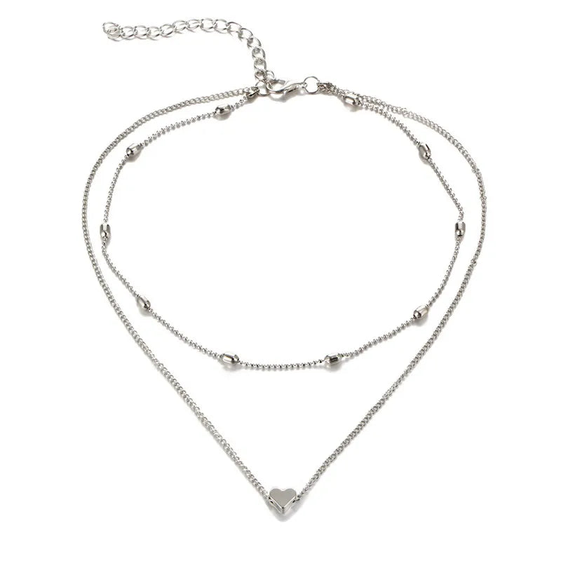 Varios collares delicados 