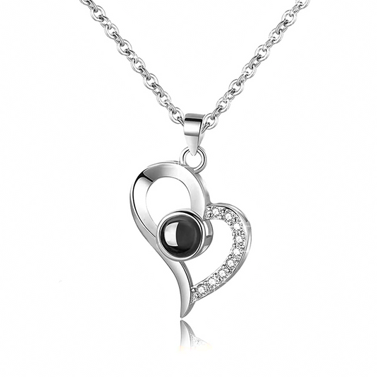 Collar con símbolo de amor 